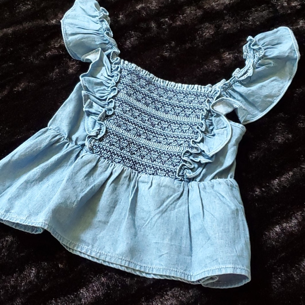 🆕️ GAP GIRLS DENIM TOP